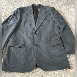 Profilo Gruppo GFT Men’s Two Piece Gray Pin Stripped Suit
